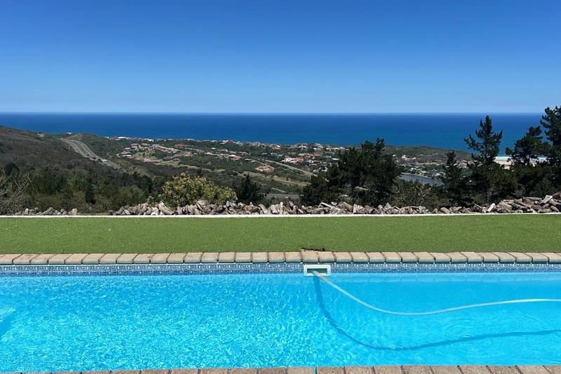 8 Bedroom Property for Sale in Grootbrakhoogte Western Cape